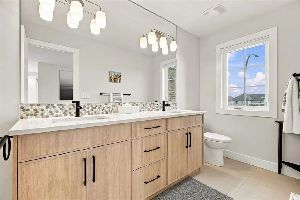 24 Yorkville Terrace SW