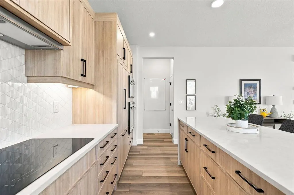 24 Yorkville Terrace SW