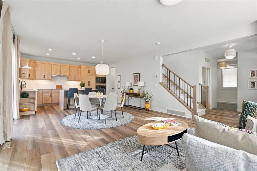 24 Yorkville Terrace SW