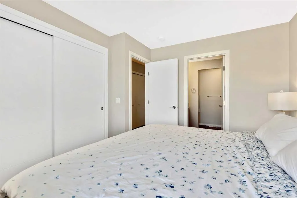 245 Redstone Walk NE #203