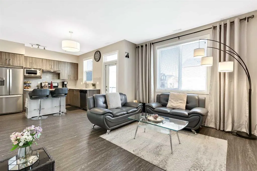 245 Redstone Walk NE #203