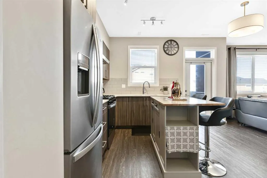 245 Redstone Walk NE #203