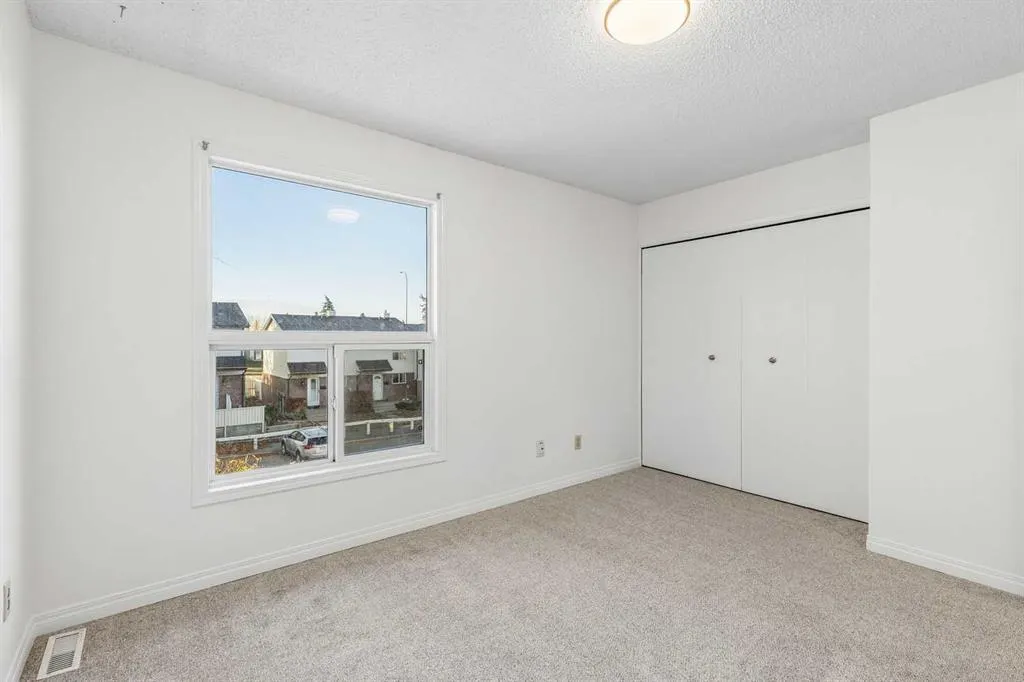 32 Whitnel Court NE #42