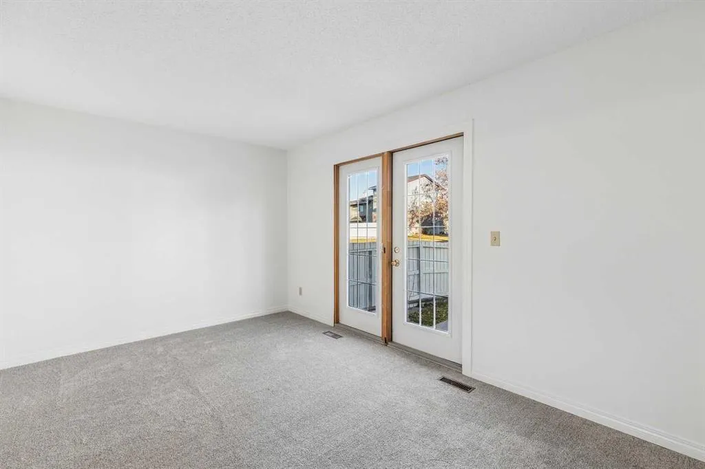 32 Whitnel Court NE #42