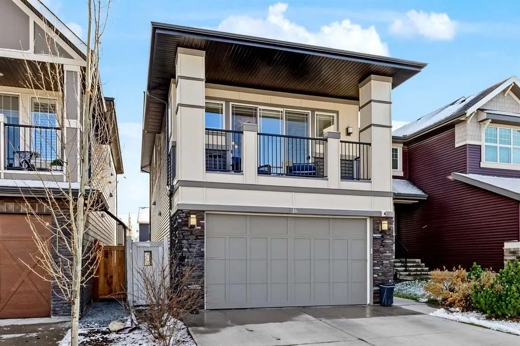 16 Tuscany Valley Grove NW