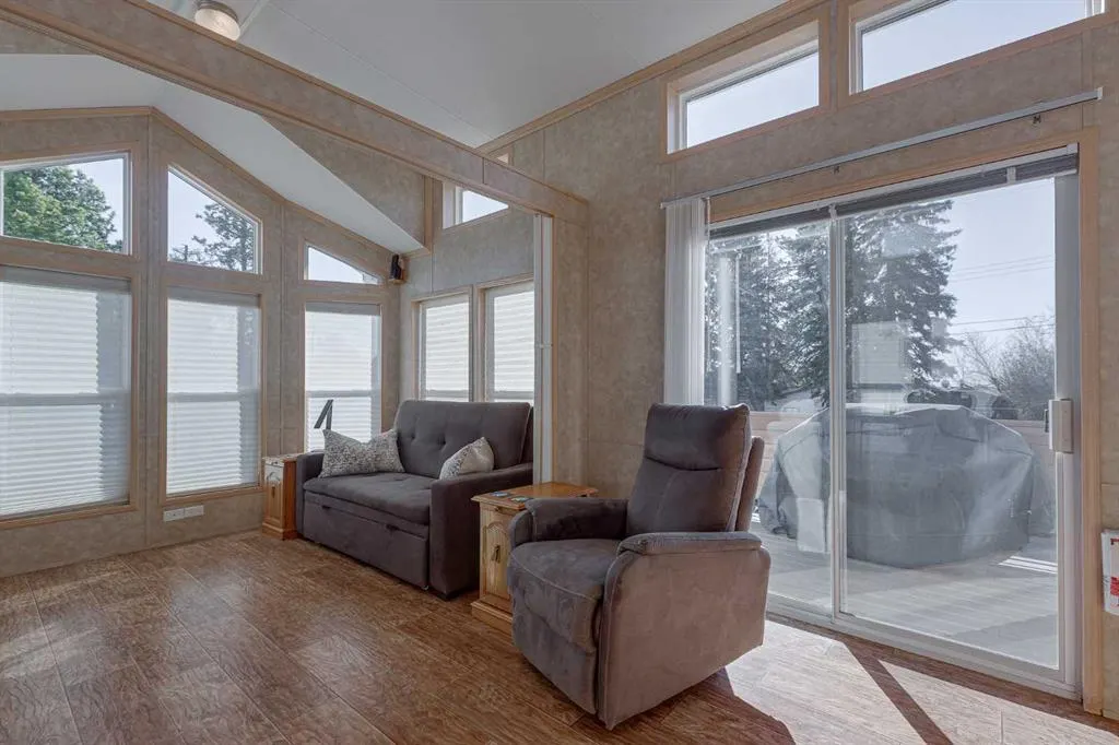 5011 49 Avenue #34A
