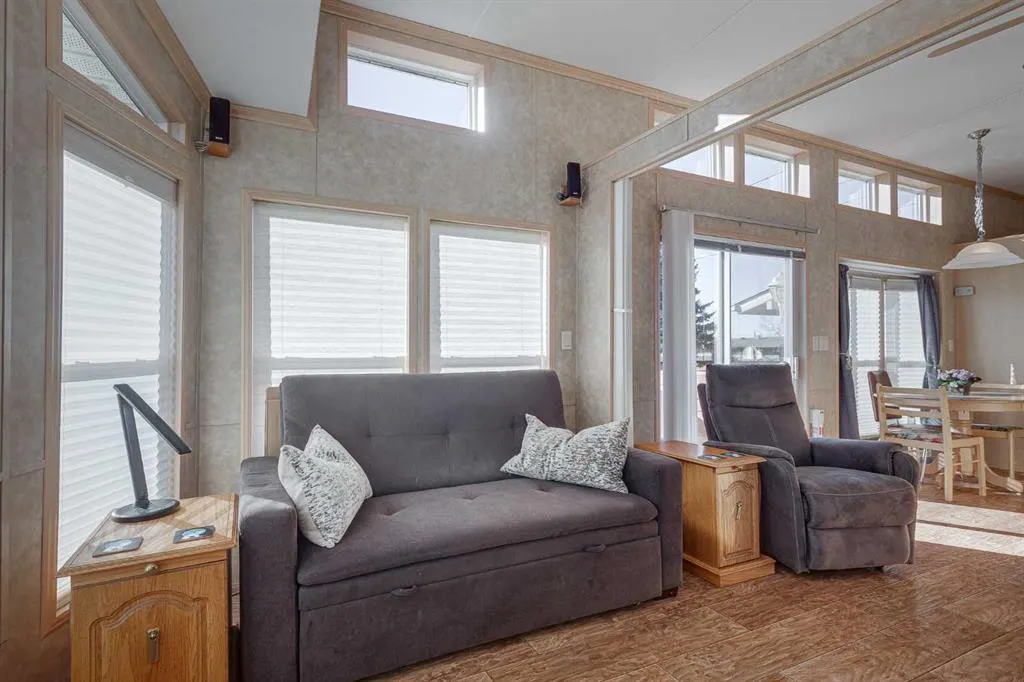 5011 49 Avenue #34A