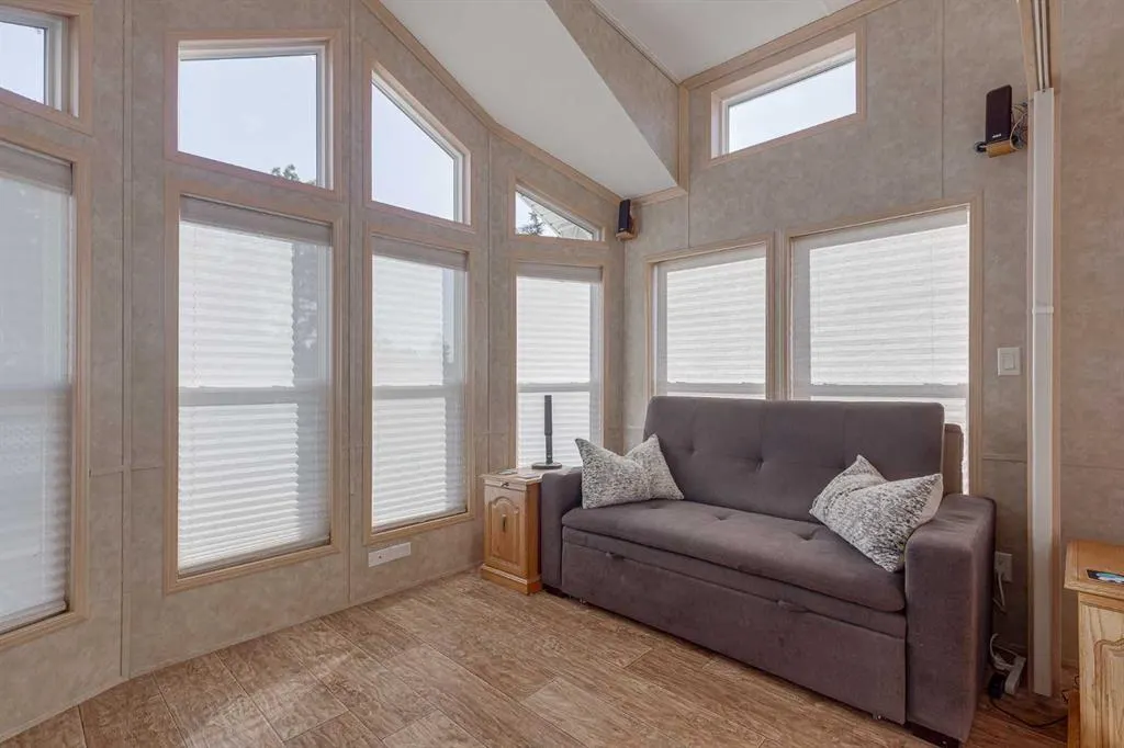 5011 49 Avenue #34A