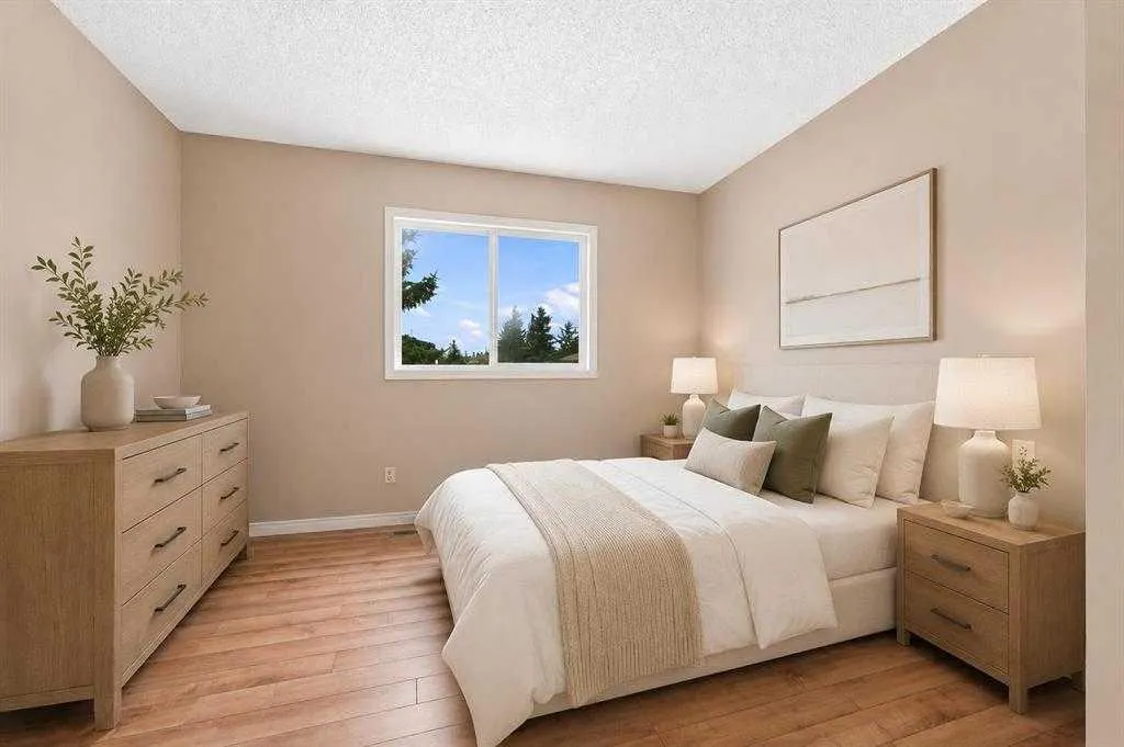 70 Edgeburn Crescent NW
