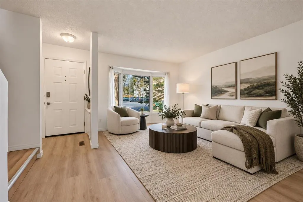 70 Edgeburn Crescent NW
