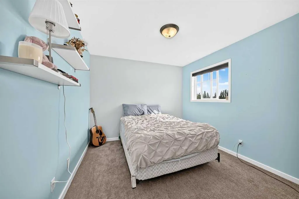 32 Meadowpark Place