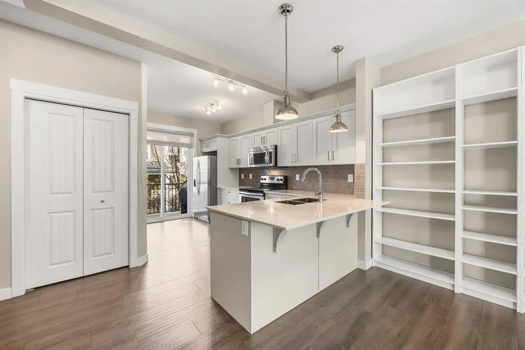 355 Nolancrest Heights NW #203