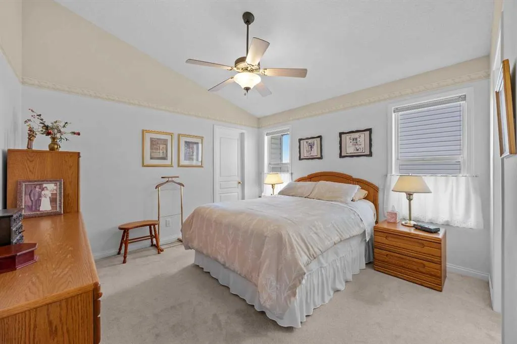 3 Tuscany Meadows Crescent NW