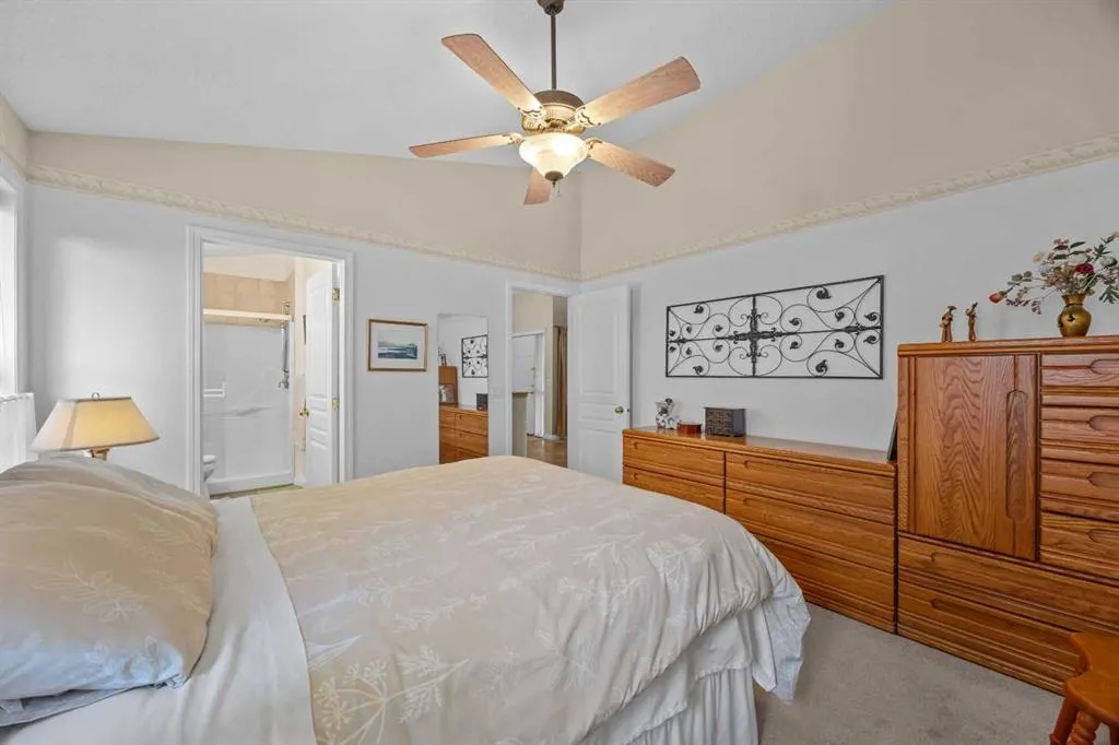 3 Tuscany Meadows Crescent NW