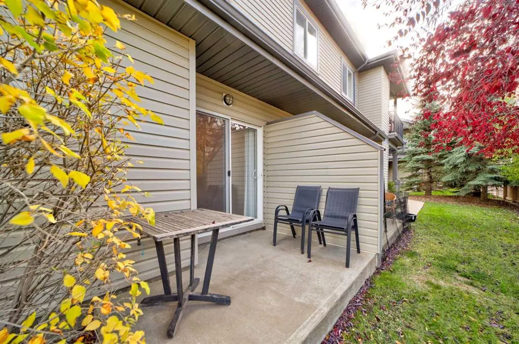 125 Silkstone Road W #4