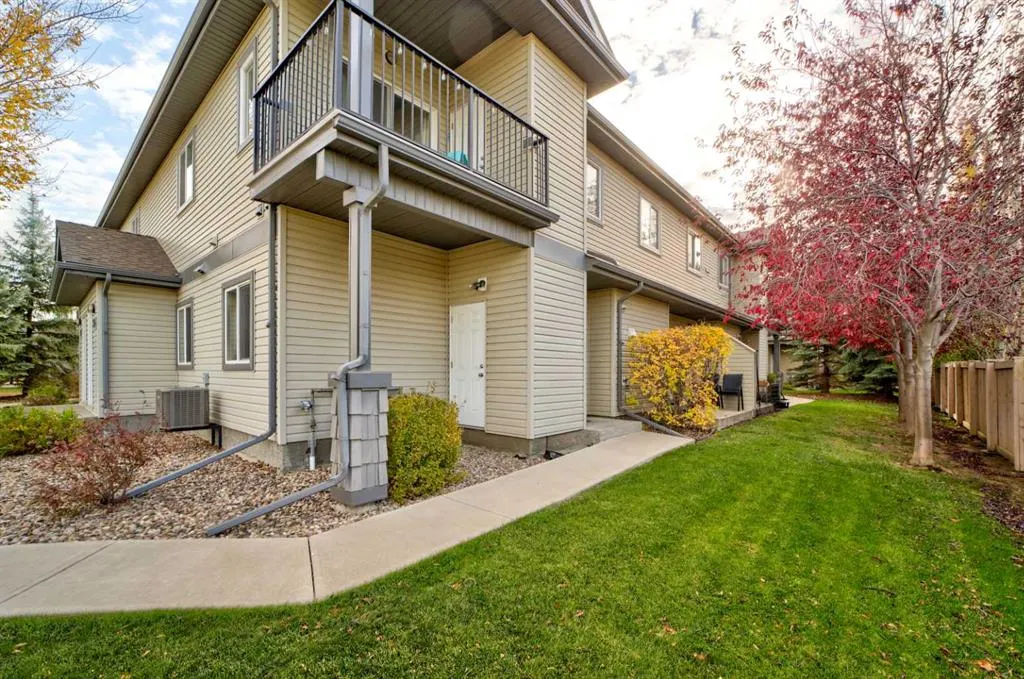 125 Silkstone Road W #4