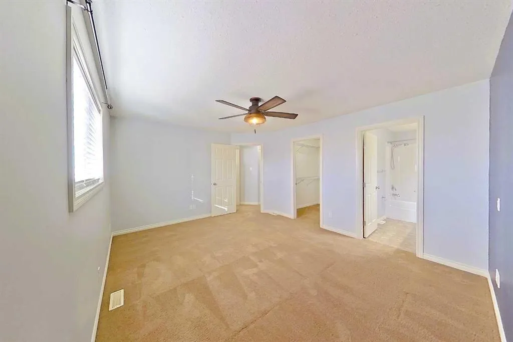 116 6 Avenue NE #106