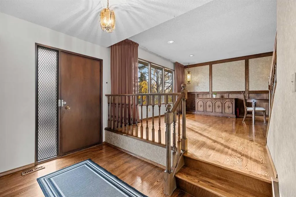 6268 Silver Springs Hill NW