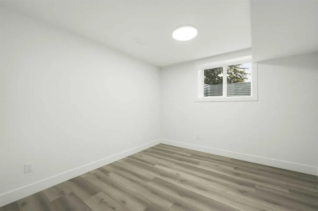 45 Westover Drive SW