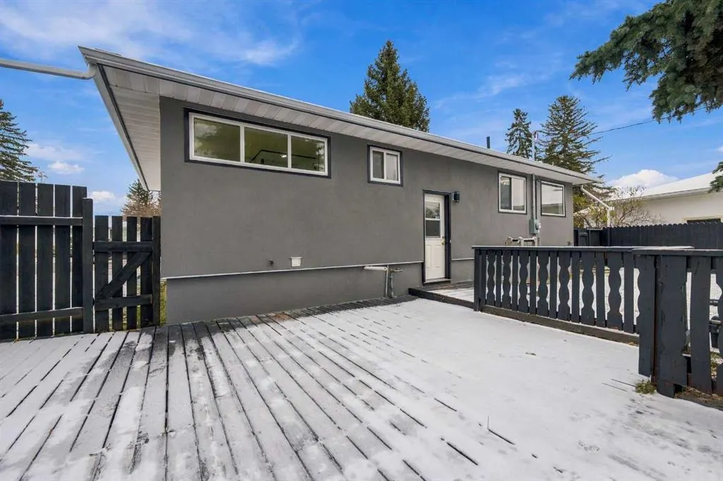45 Westover Drive SW