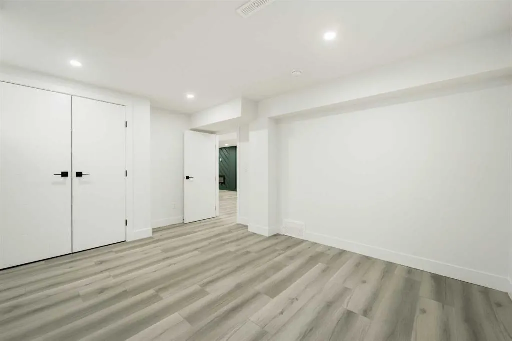 45 Westover Drive SW