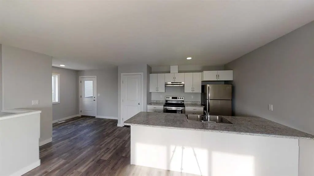9529 113 Avenue #B