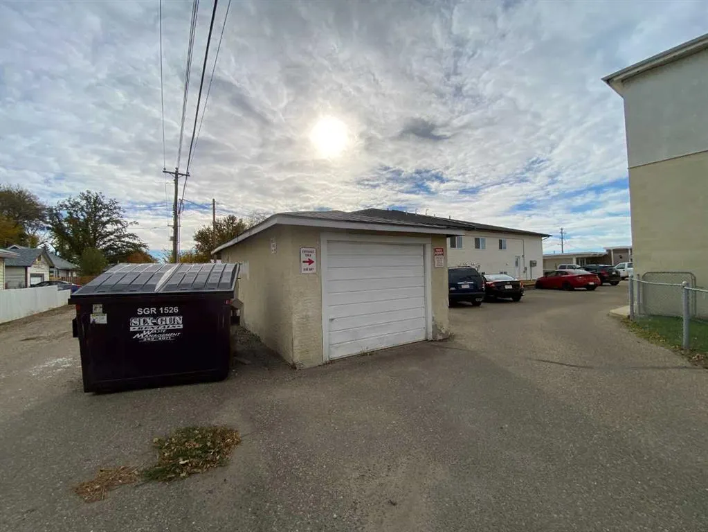 104 1 Street E #1-12