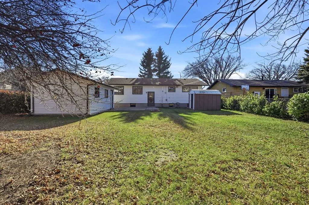 5404 46 Avenue
