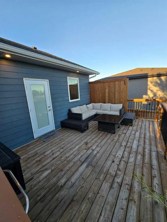 805 Sunset Place
