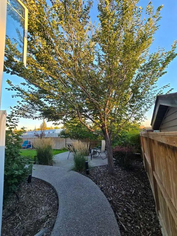 805 Sunset Place