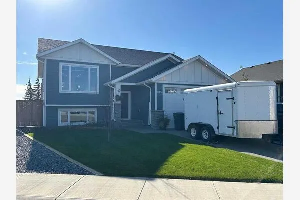 805 Sunset Place