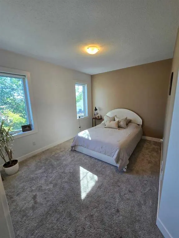 805 Sunset Place