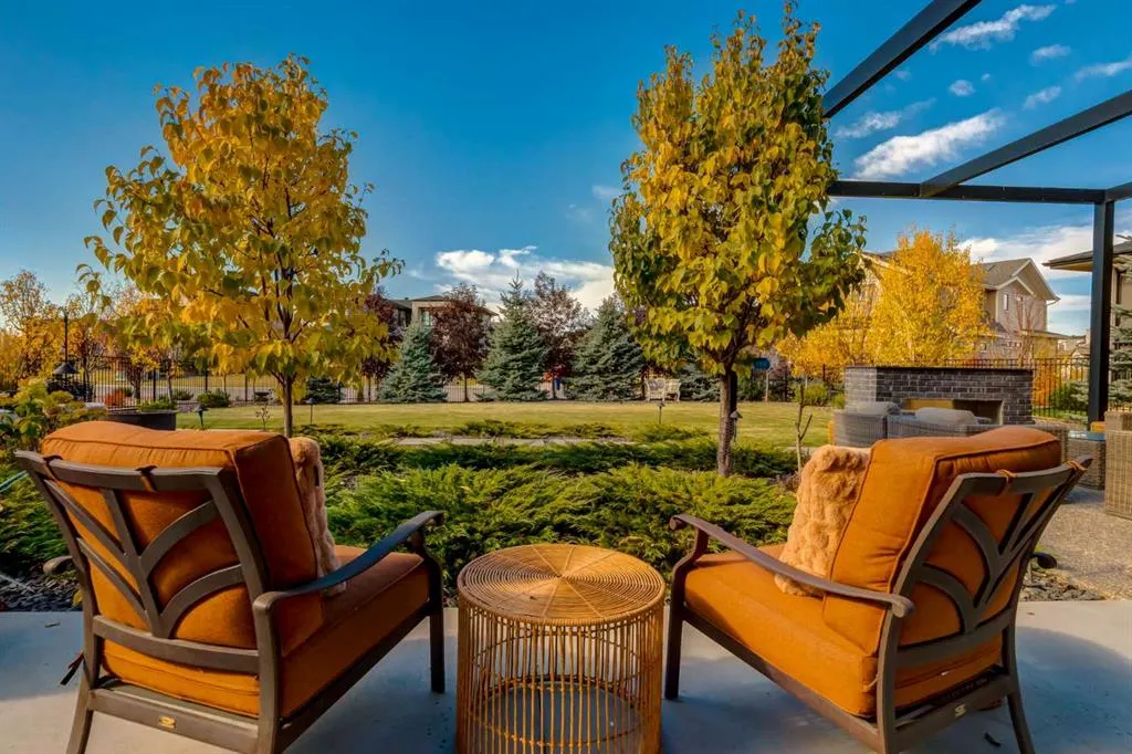 150 Watermark Avenue