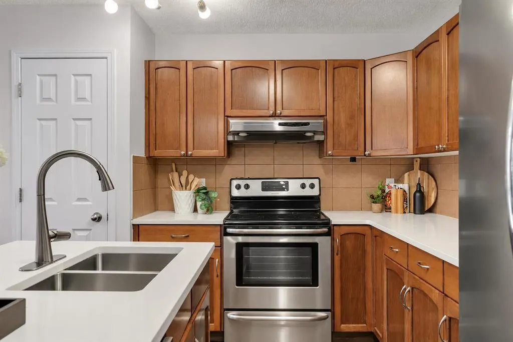 105 Saddlecrest Green NE