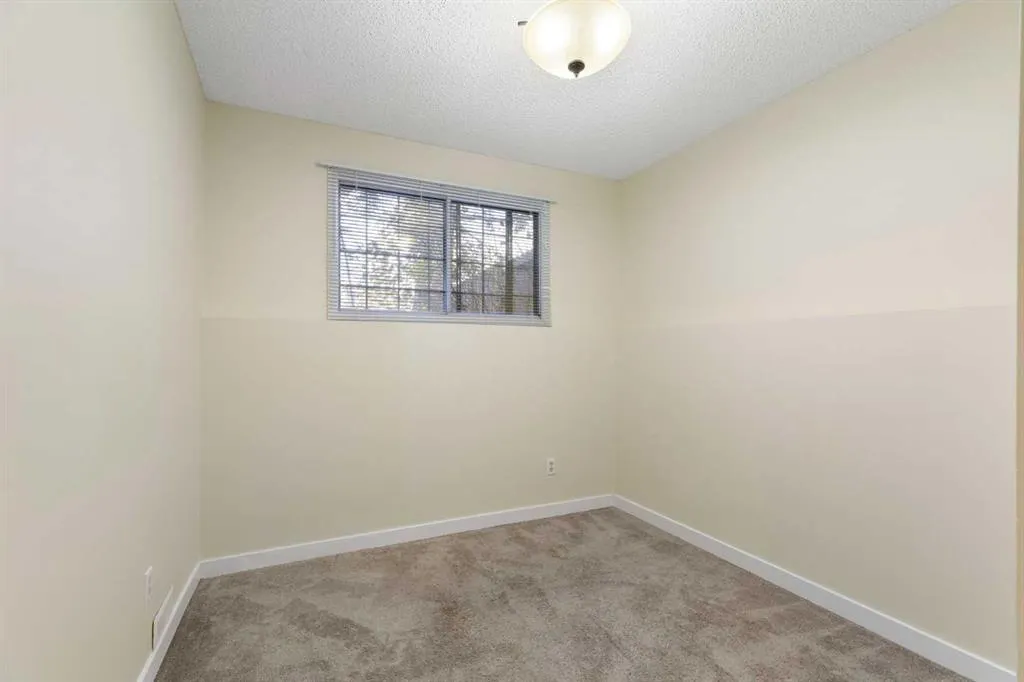 20 Dalhousie Crescent NW