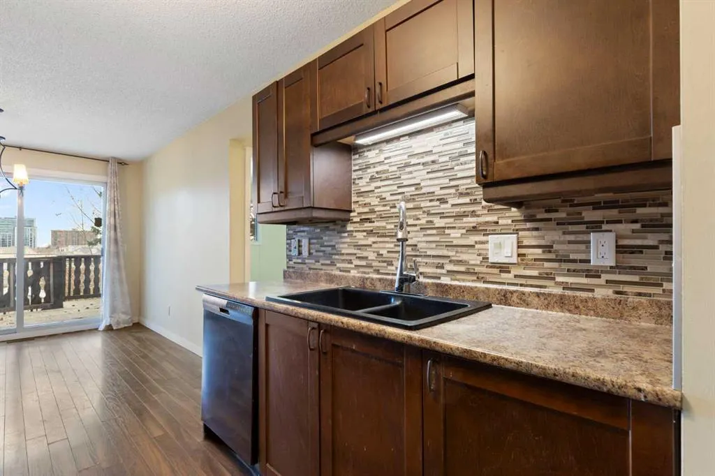 20 Dalhousie Crescent NW
