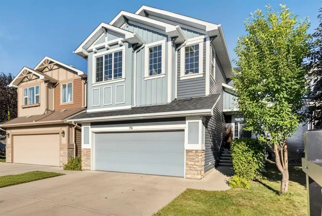 76 Auburn Glen Heights SE