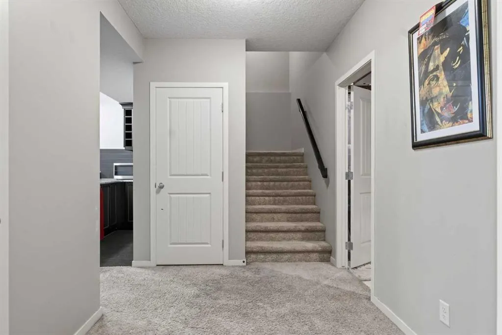 76 Auburn Glen Heights SE