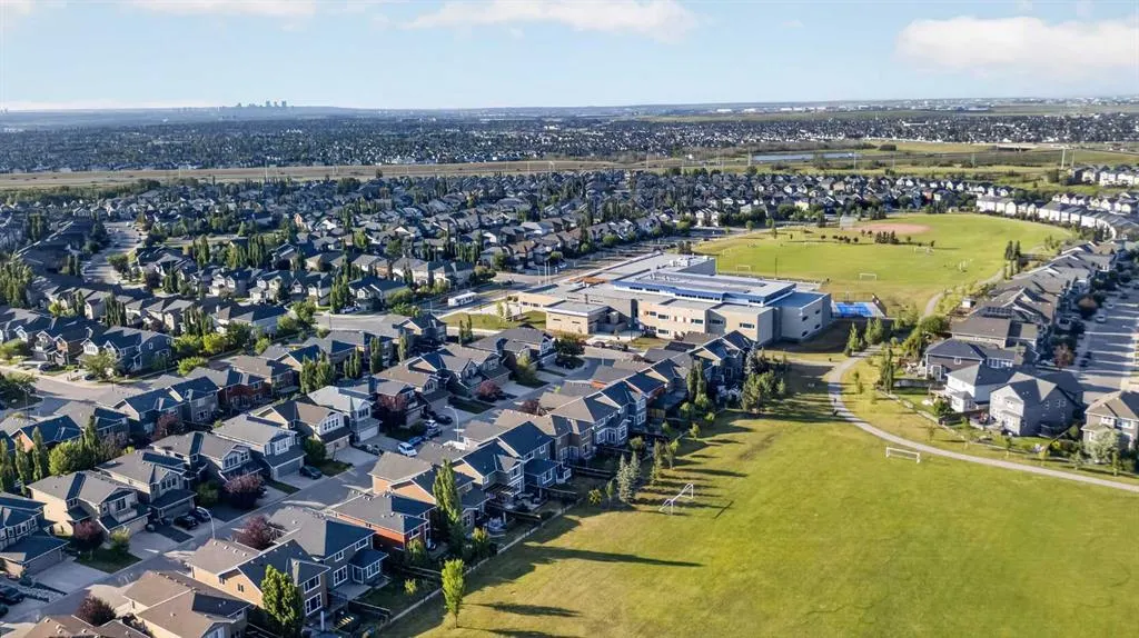 76 Auburn Glen Heights SE