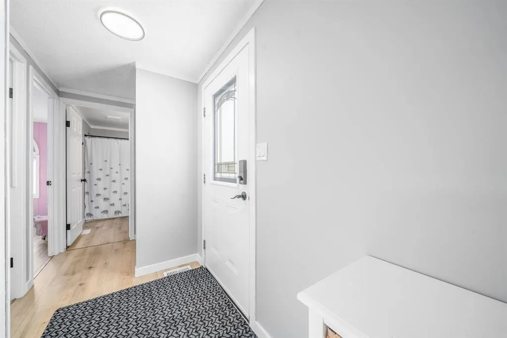 140 Birch Street W