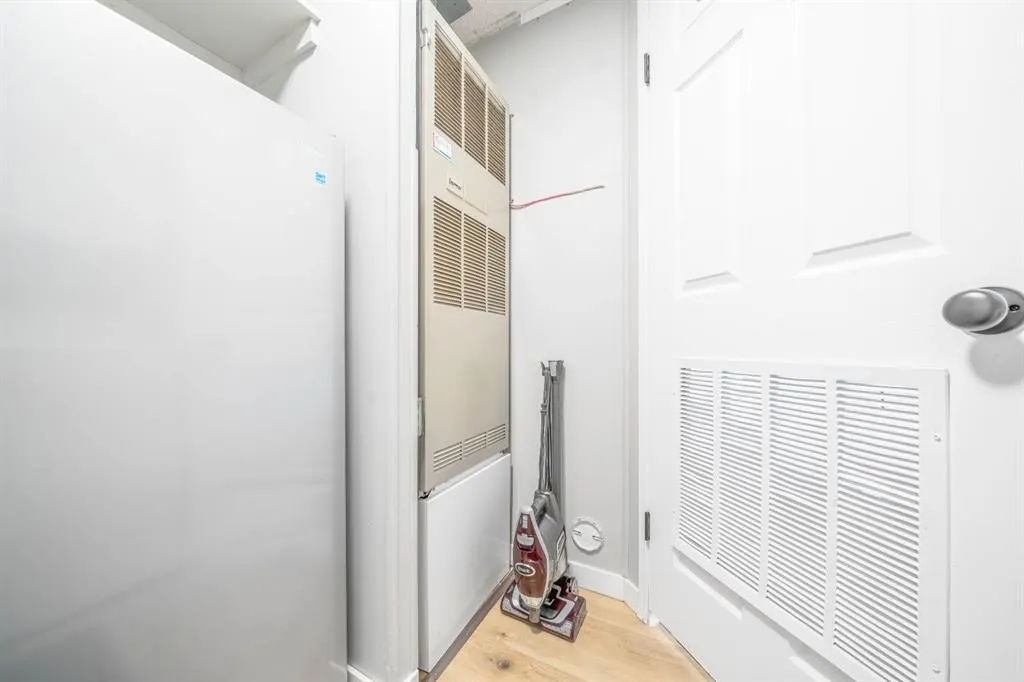140 Birch Street W