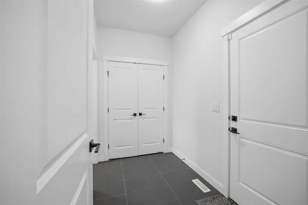 110 Baysprings Gardens SW