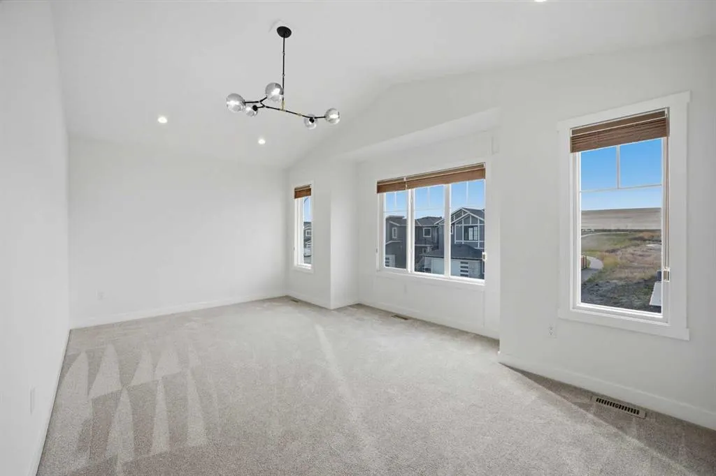 110 Baysprings Gardens SW