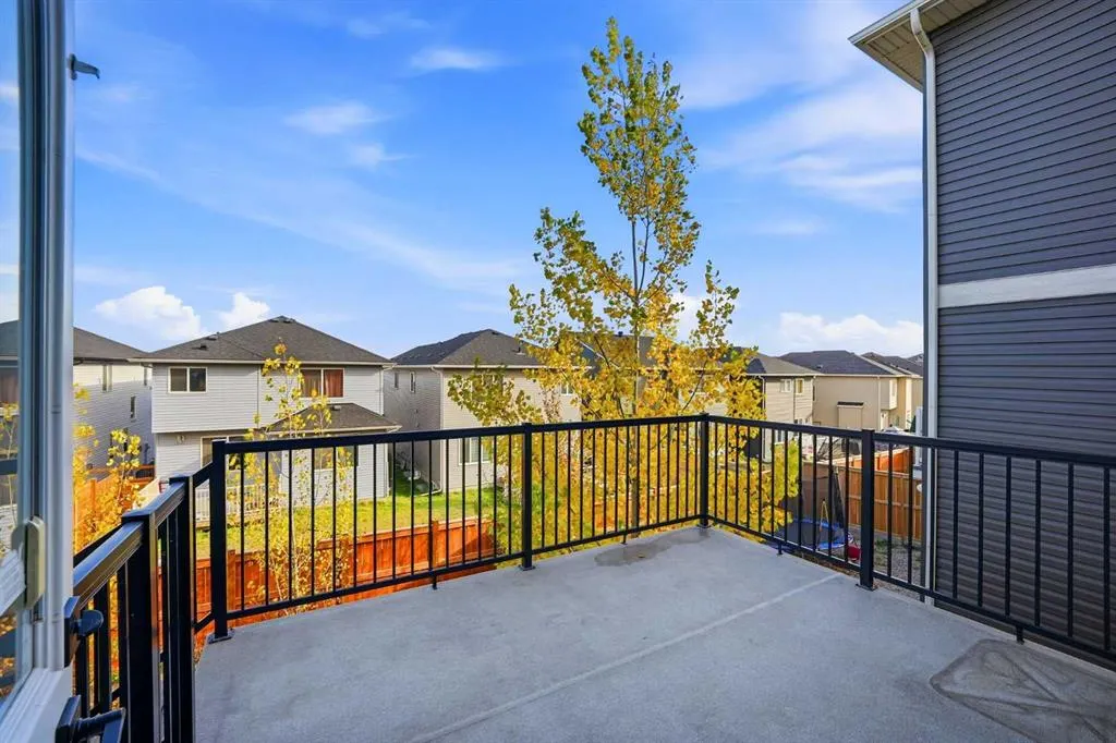 110 Baysprings Gardens SW