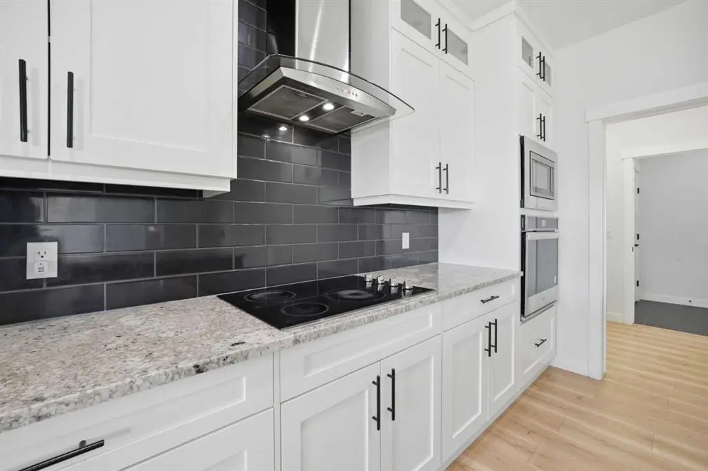 110 Baysprings Gardens SW