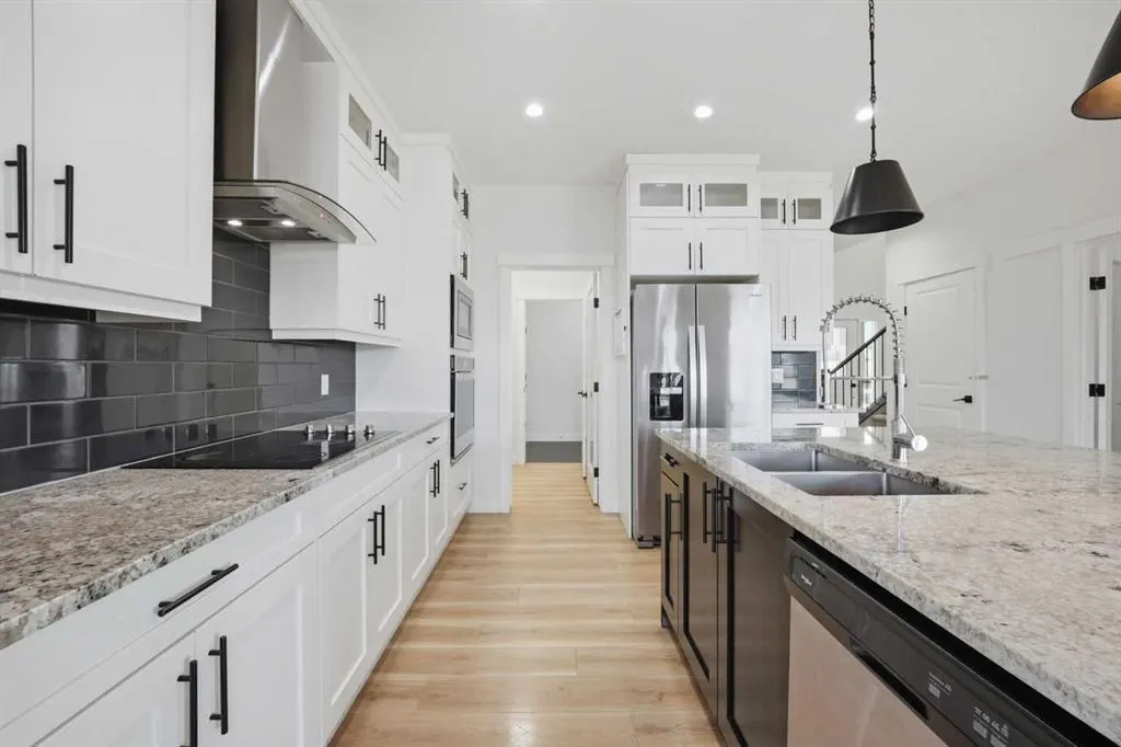 110 Baysprings Gardens SW