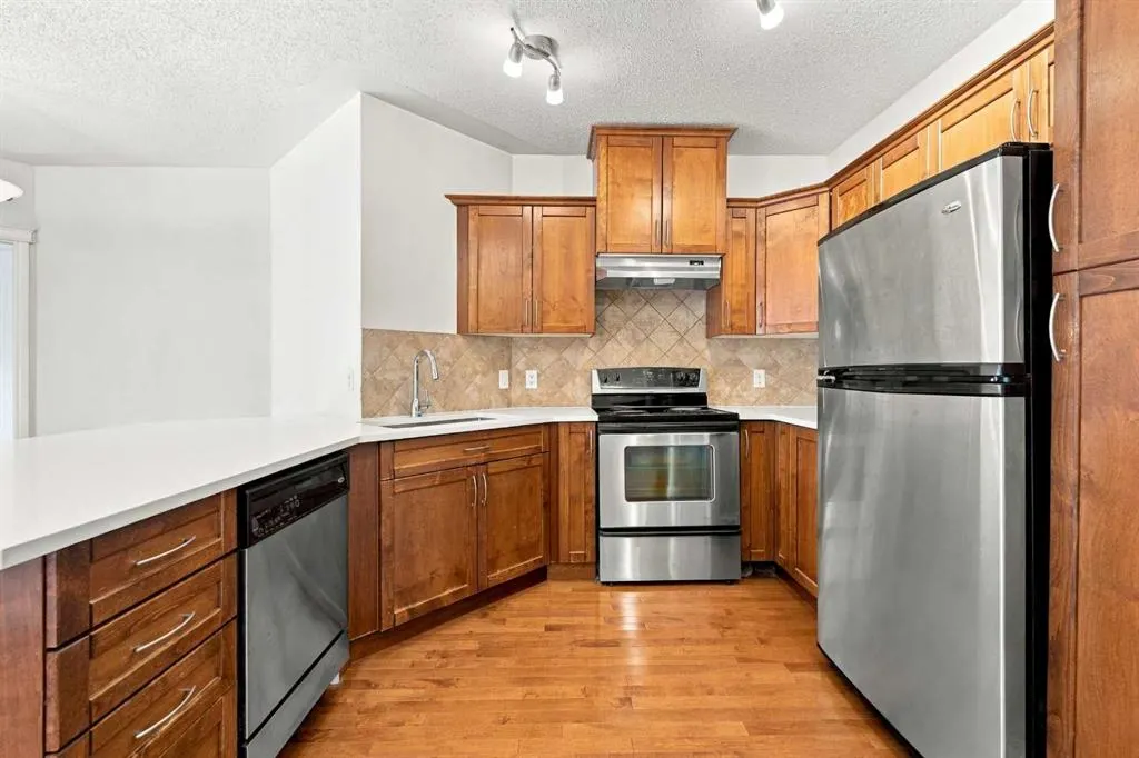 30 Discovery Ridge Close SW #305