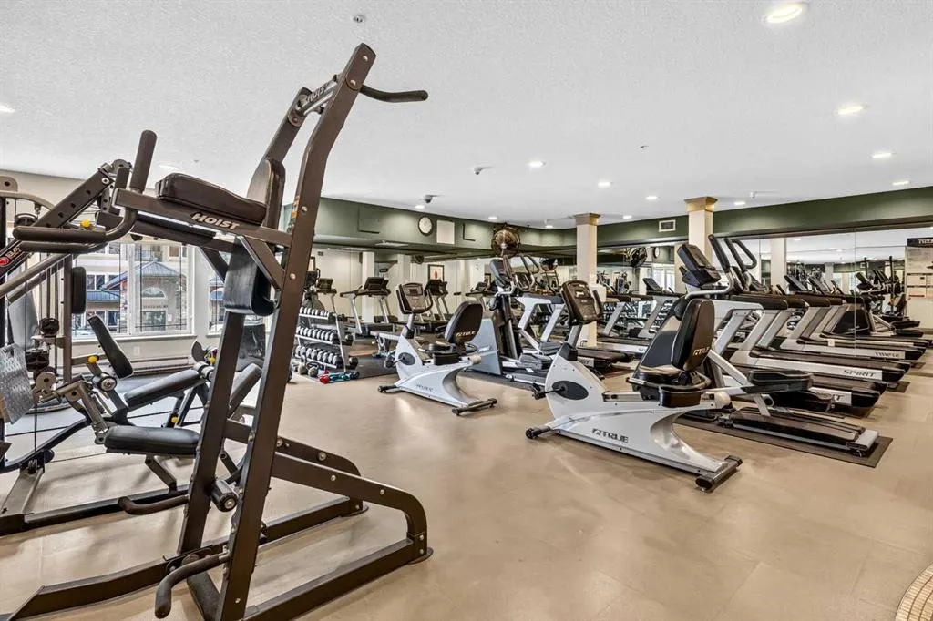 30 Discovery Ridge Close SW #305