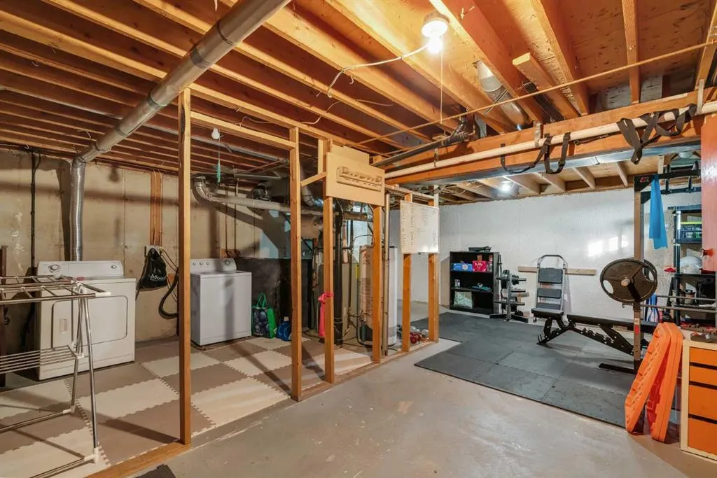 203 Lynnview Road SE #81