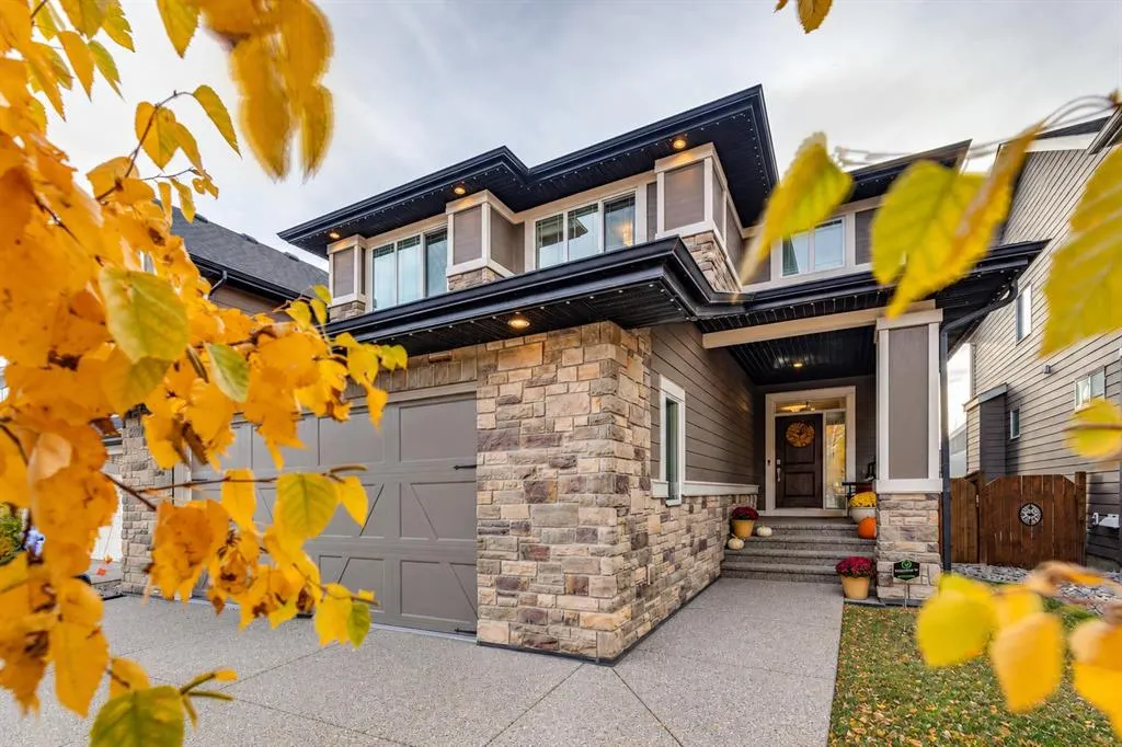 64 Cranbrook Crescent SE